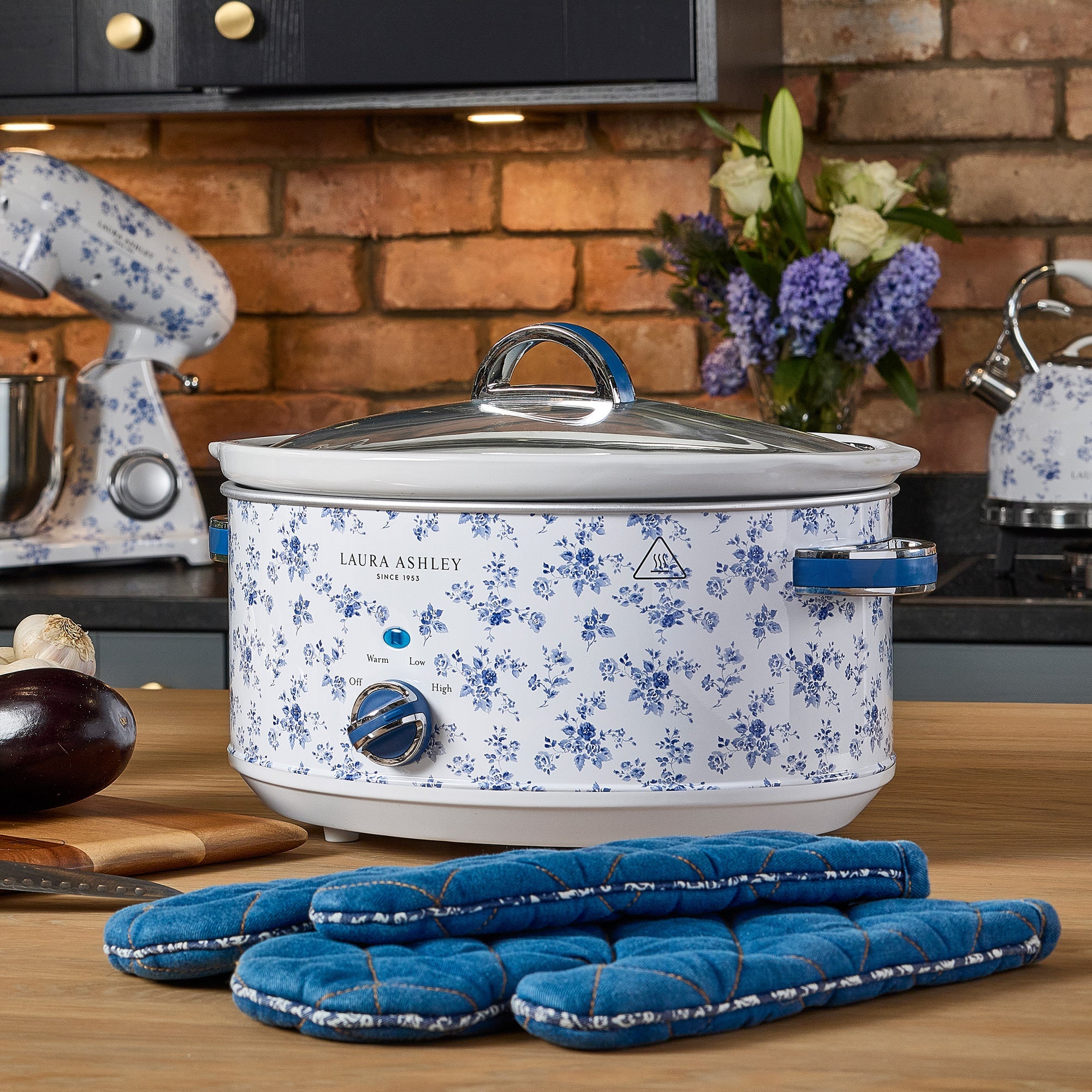 Laura Ashley 6.5L Slow Cooker China Blue