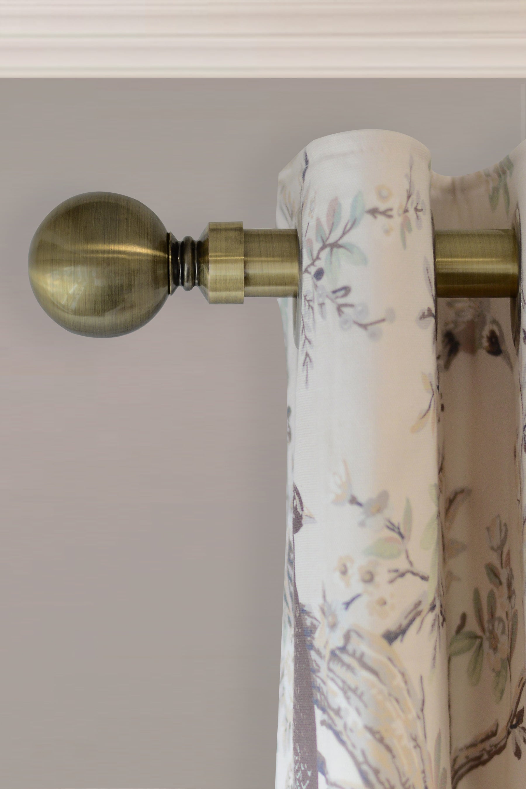 Laura Ashley, 28mm Ball End Eyelet Curtain Pole, Antique Brass