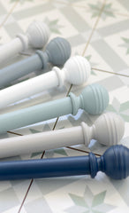 Laura Ashley 35mm Ribbed Ball Curtain Pole - Cotton White