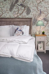 Laura Ashley White Luxury All Seasons Duvet 13.5 Tog