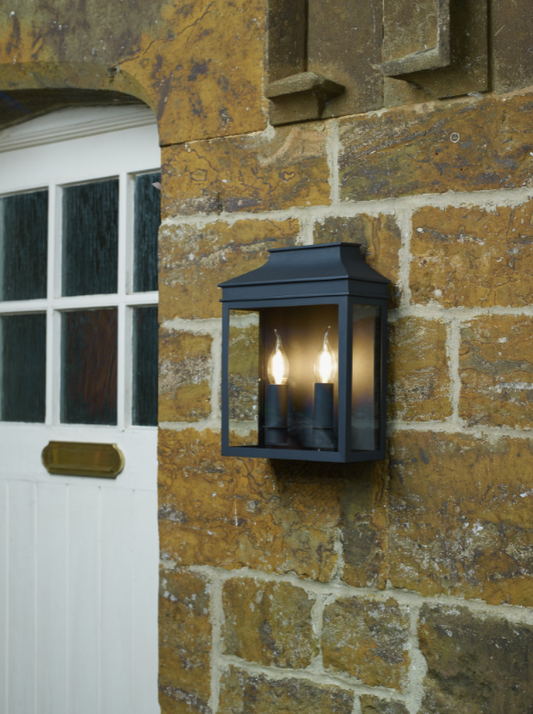 Outdoor Lighting Tips for the Winter Months