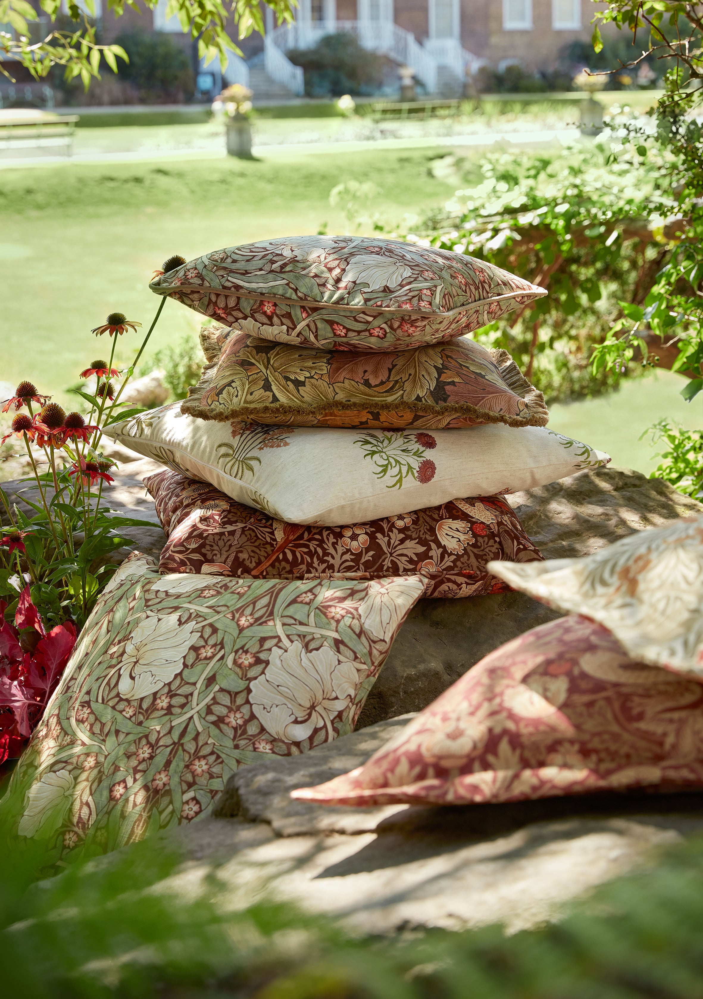 William Morris at Home Fabric Acanthus Acorn