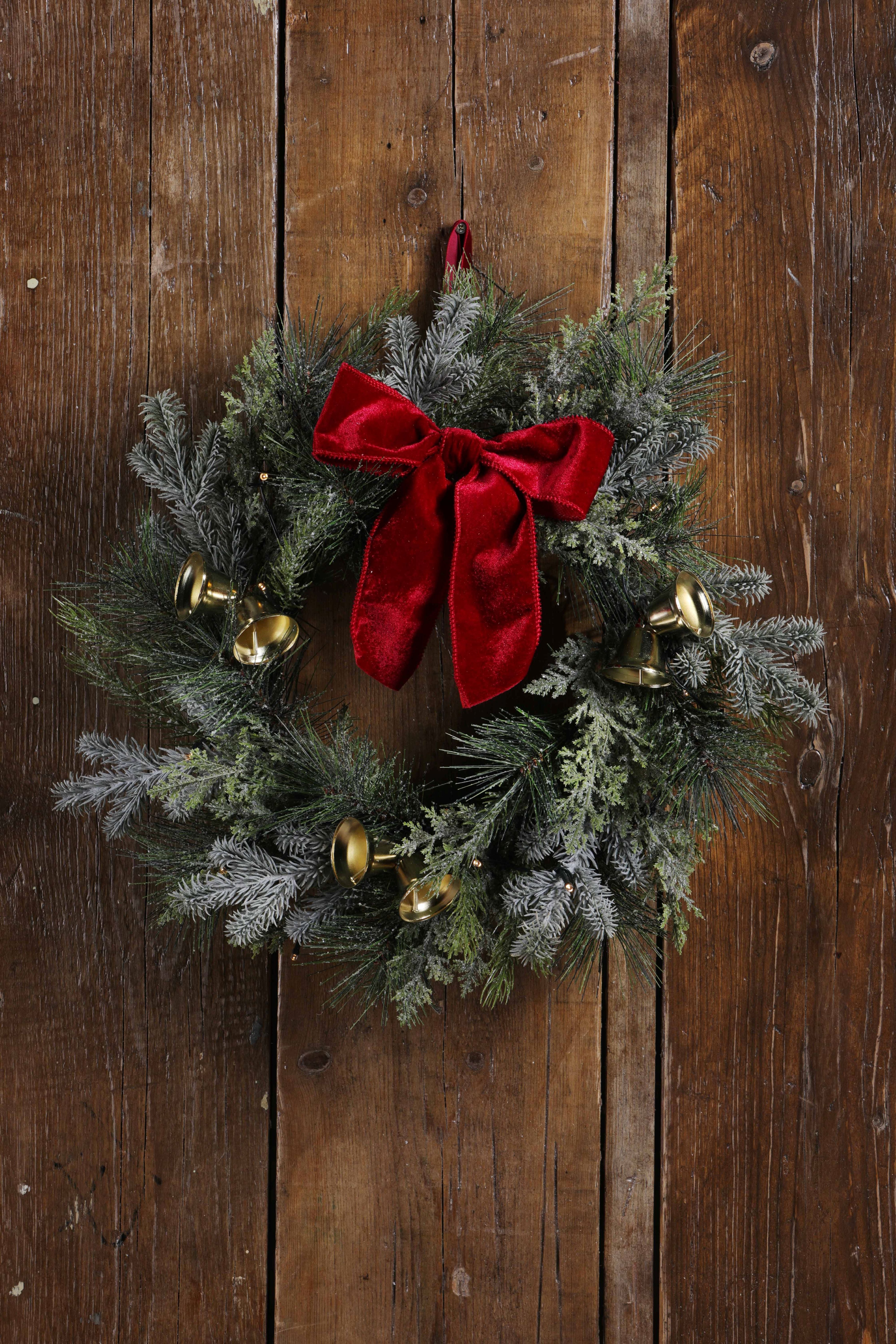 Laura Ashley Bell Wreath Pre Lit
