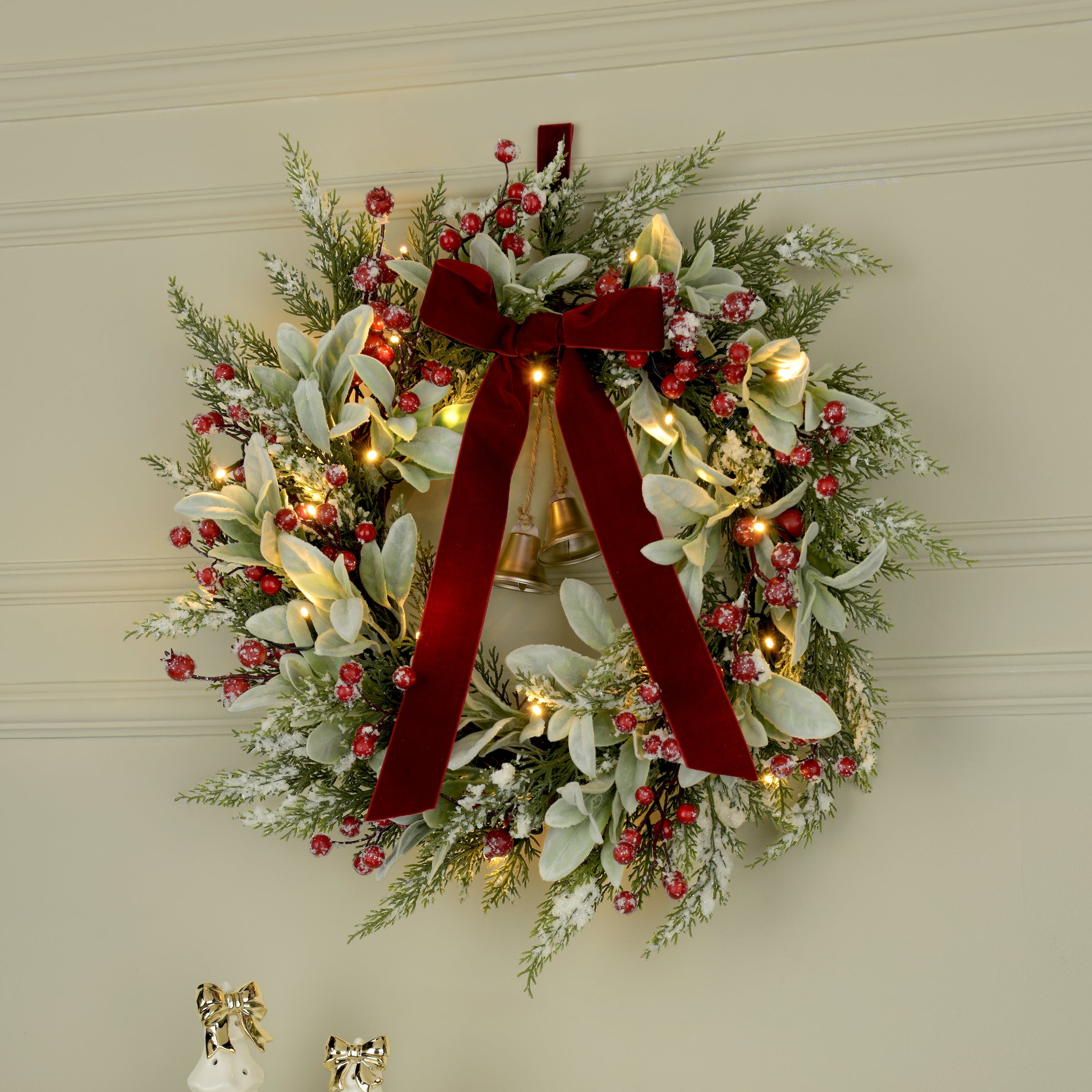 Laura Ashley Green Pre Lit Berry Wreath Red Bow