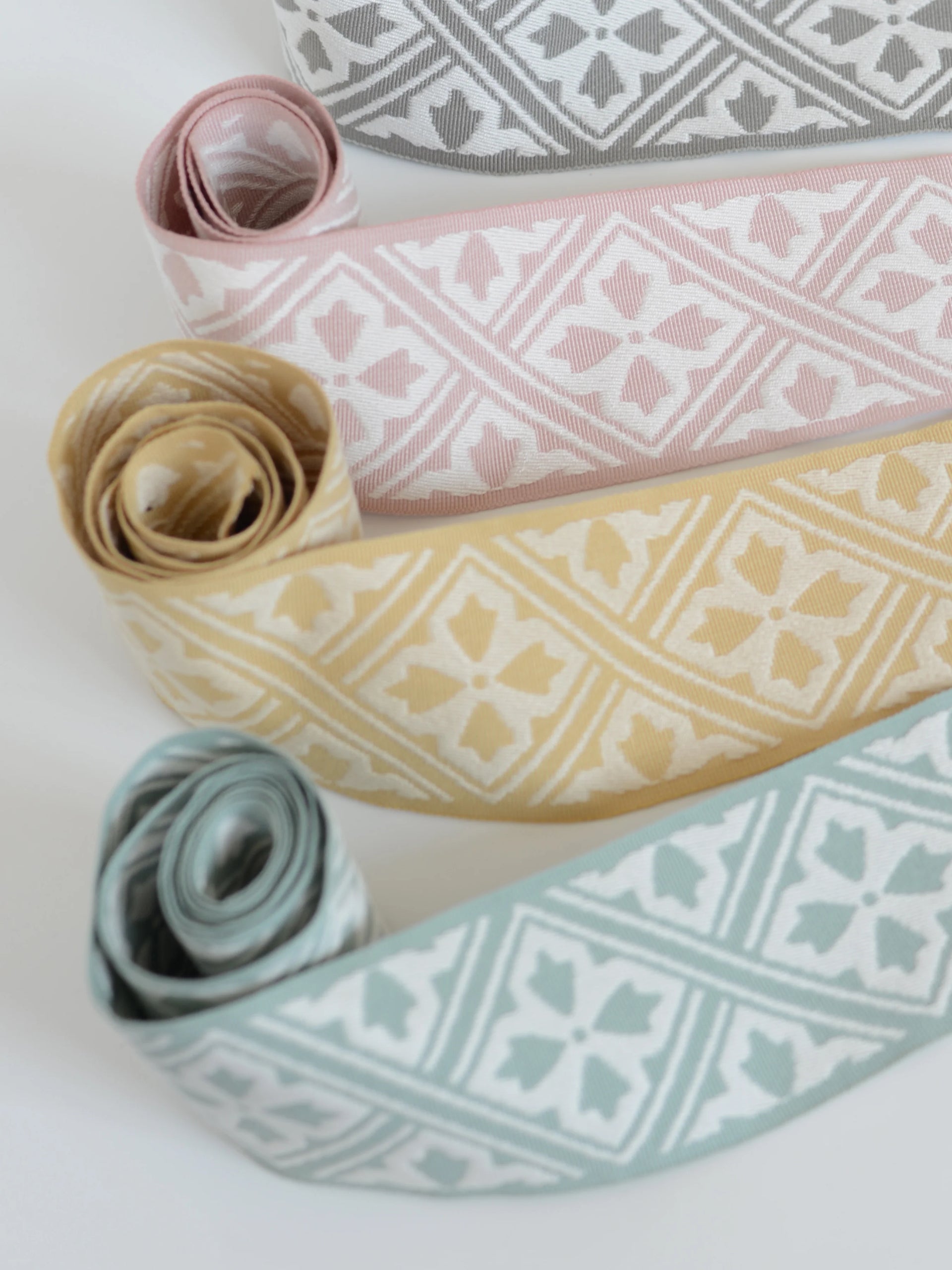 Luxurious fringe trim for Laura Ashley cushions and upholstery