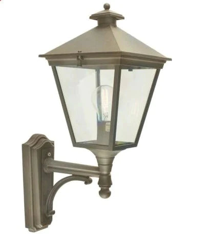 Outdoor summer house light