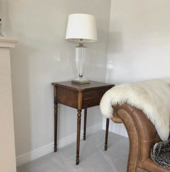 Laura ashley carson deals lamp