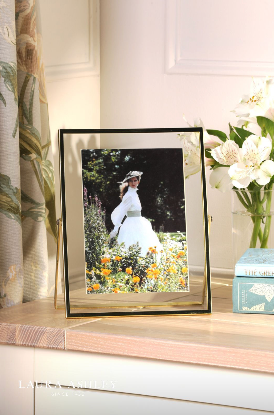 Laura Ashley Moira Photo Frame Polished Gold and Glass 5 x 7