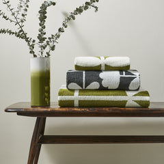 Orla Kiely Cut Stem Moss / Charcoal Towels