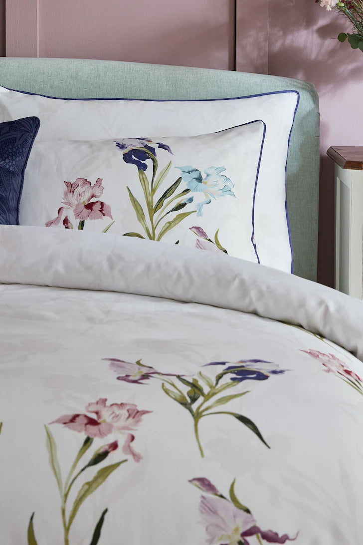 Laura Ashley Hawling Irises Grape Purple Bedding