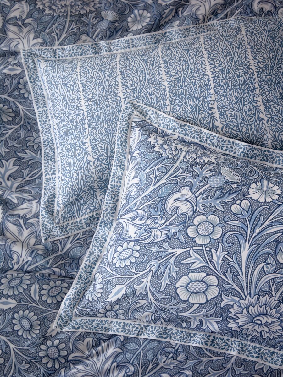 William Morris At Home Frieze Double Bough Porcelain Blue Bedding