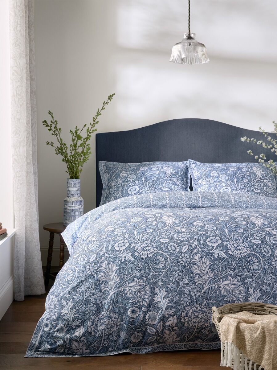 William Morris At Home Frieze Double Bough Porcelain Blue Bedding