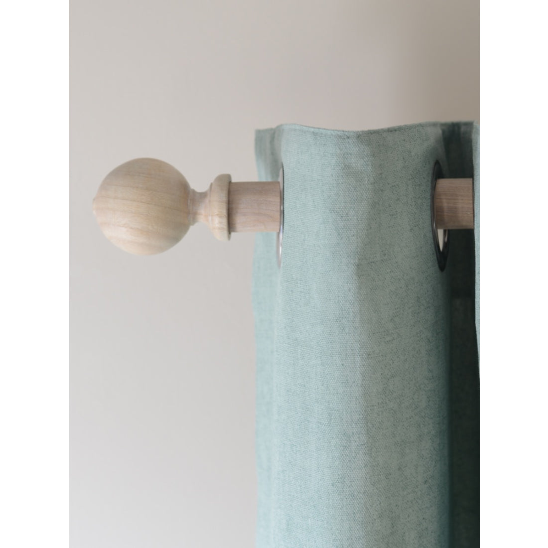 Laura Ashley Mitchell 28mm Eyelet Pole, Washed White