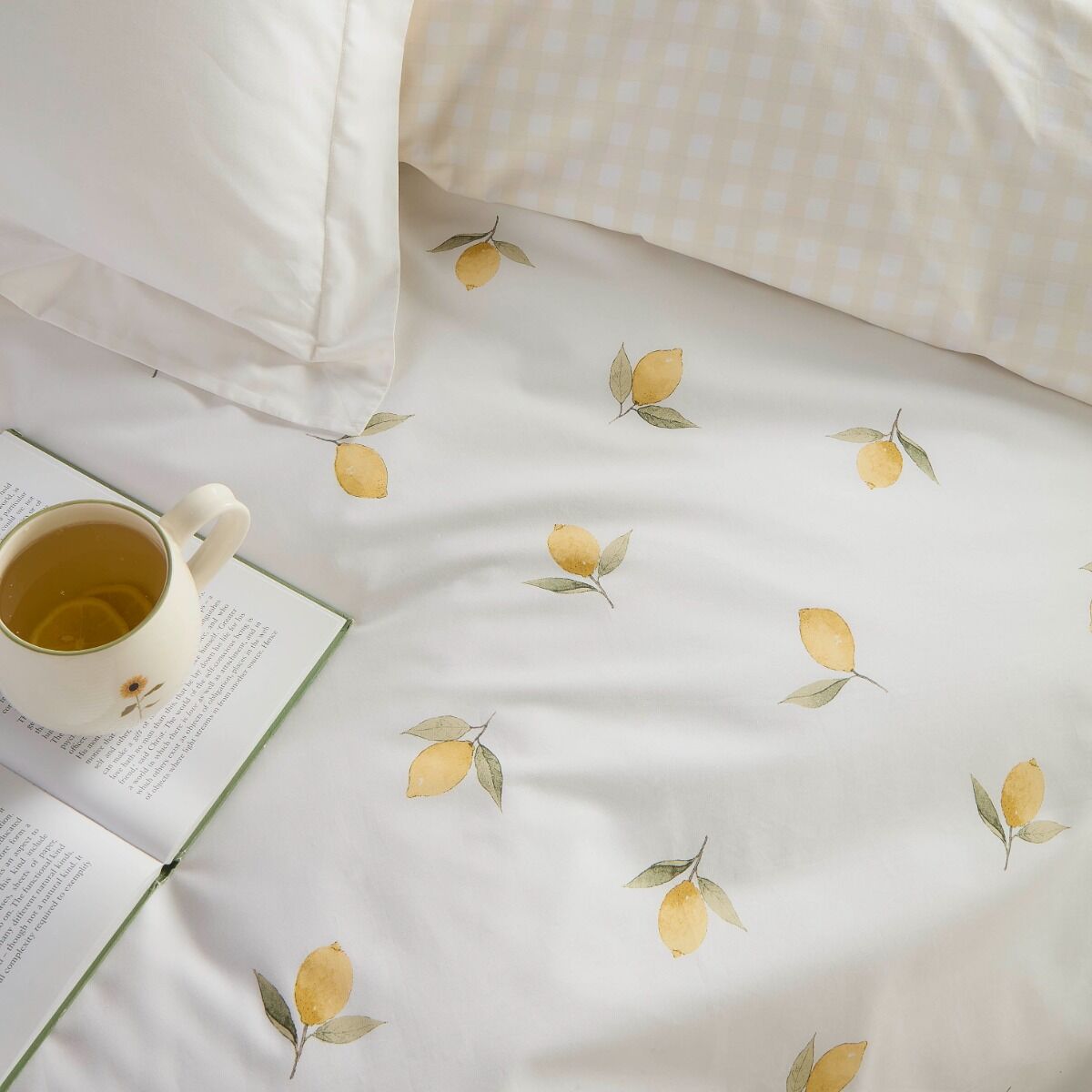 Sophie Allport Lemons White/yellow Bedding