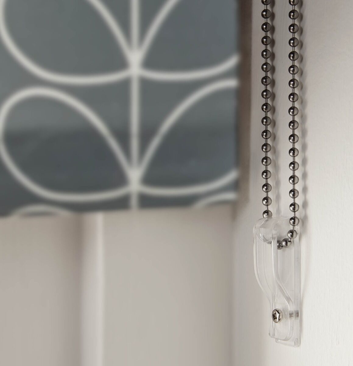 Orla Kiely Linear Stem Silver Ready Made Roller Blind