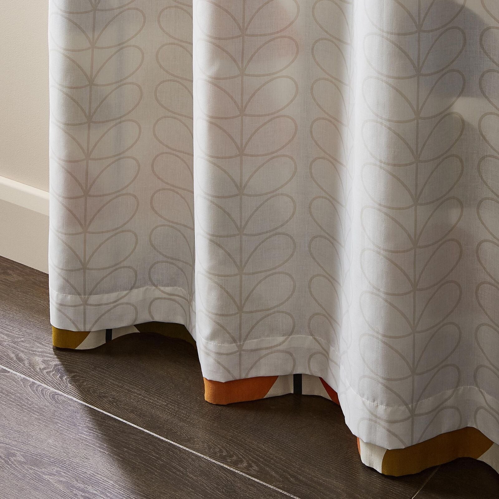 Orla Kiely Multi Stem Auburn Ready Made Eyelet Curtains