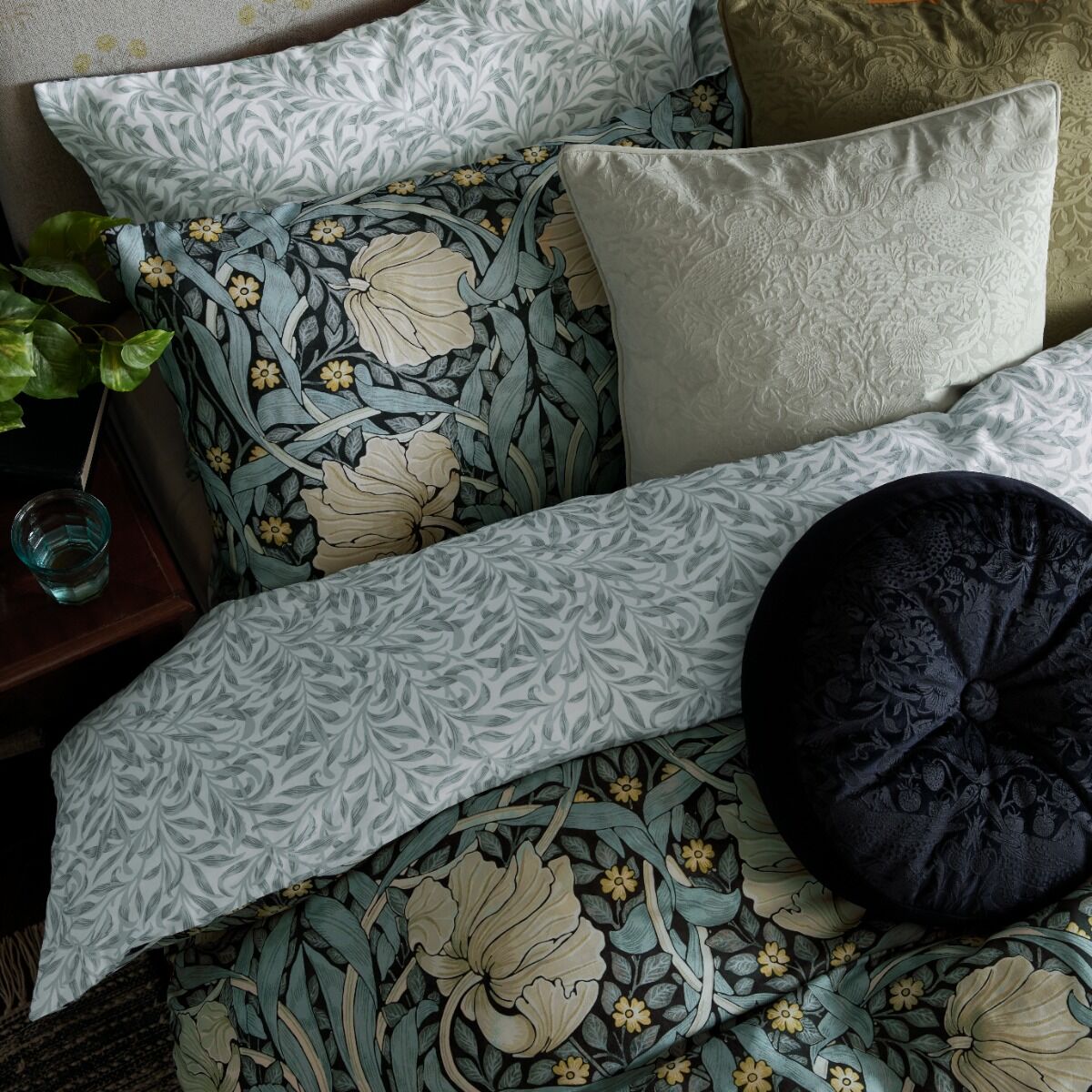 William Morris At Home Pimpernel Indigo Bedding