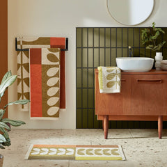 Orla Kiely Stem Check Hazel / ochre Towels