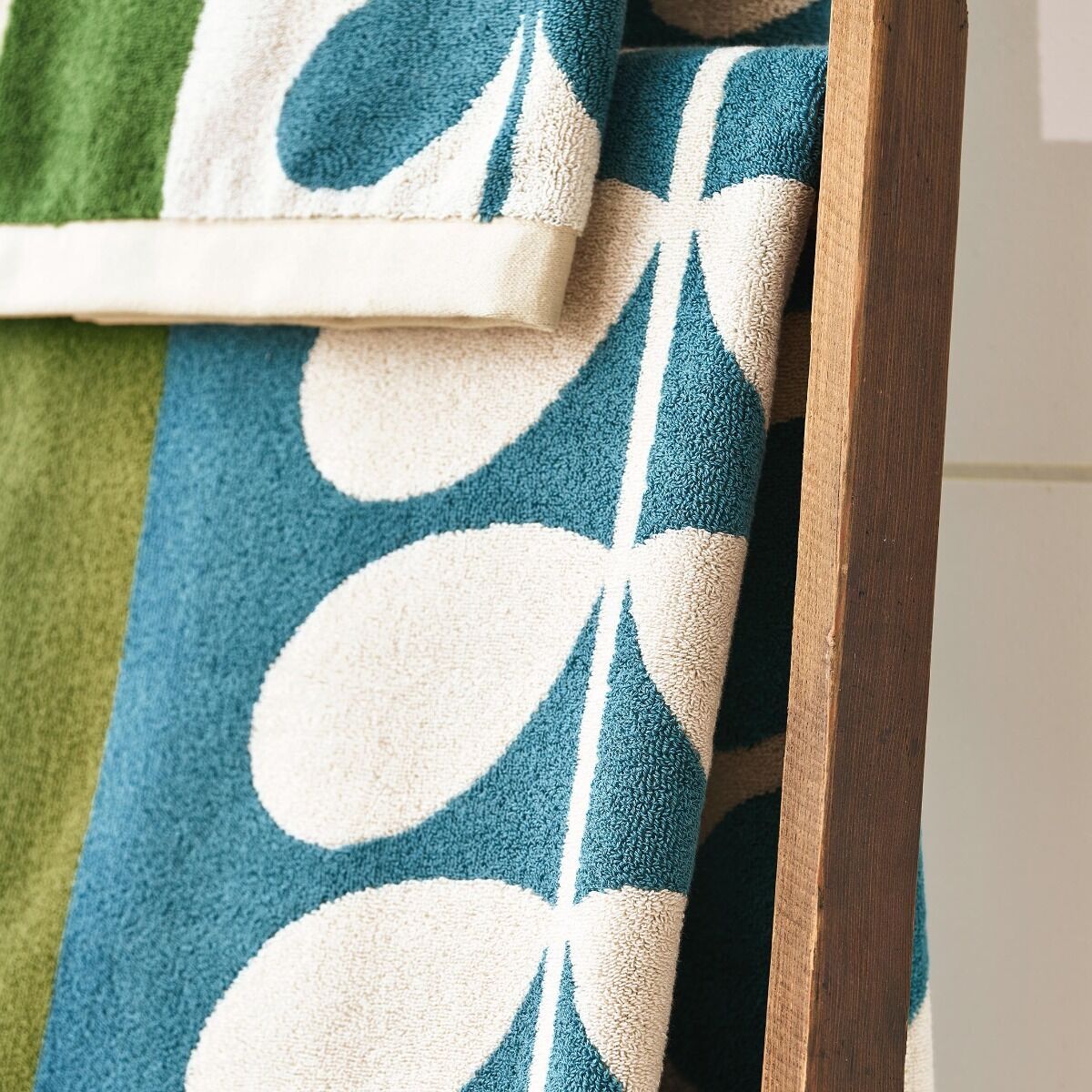 Orla Kiely Stem Check Willow Towels