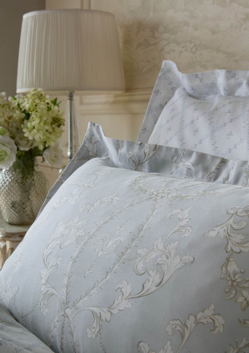 Historic Royal Palaces Tijou Porcelain Blue Bedding
