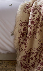 Historic Royal Palaces Tudor Trail Antique Rose Pink 130x170cm Throw
