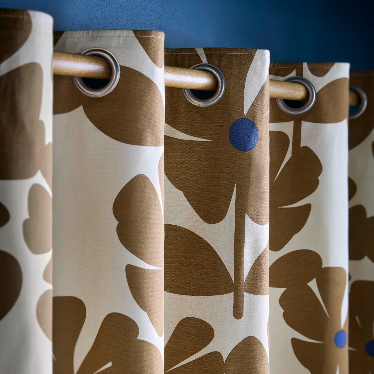 Orla Kiely Wildflower Coffee Ready Made Eyelet Curtains