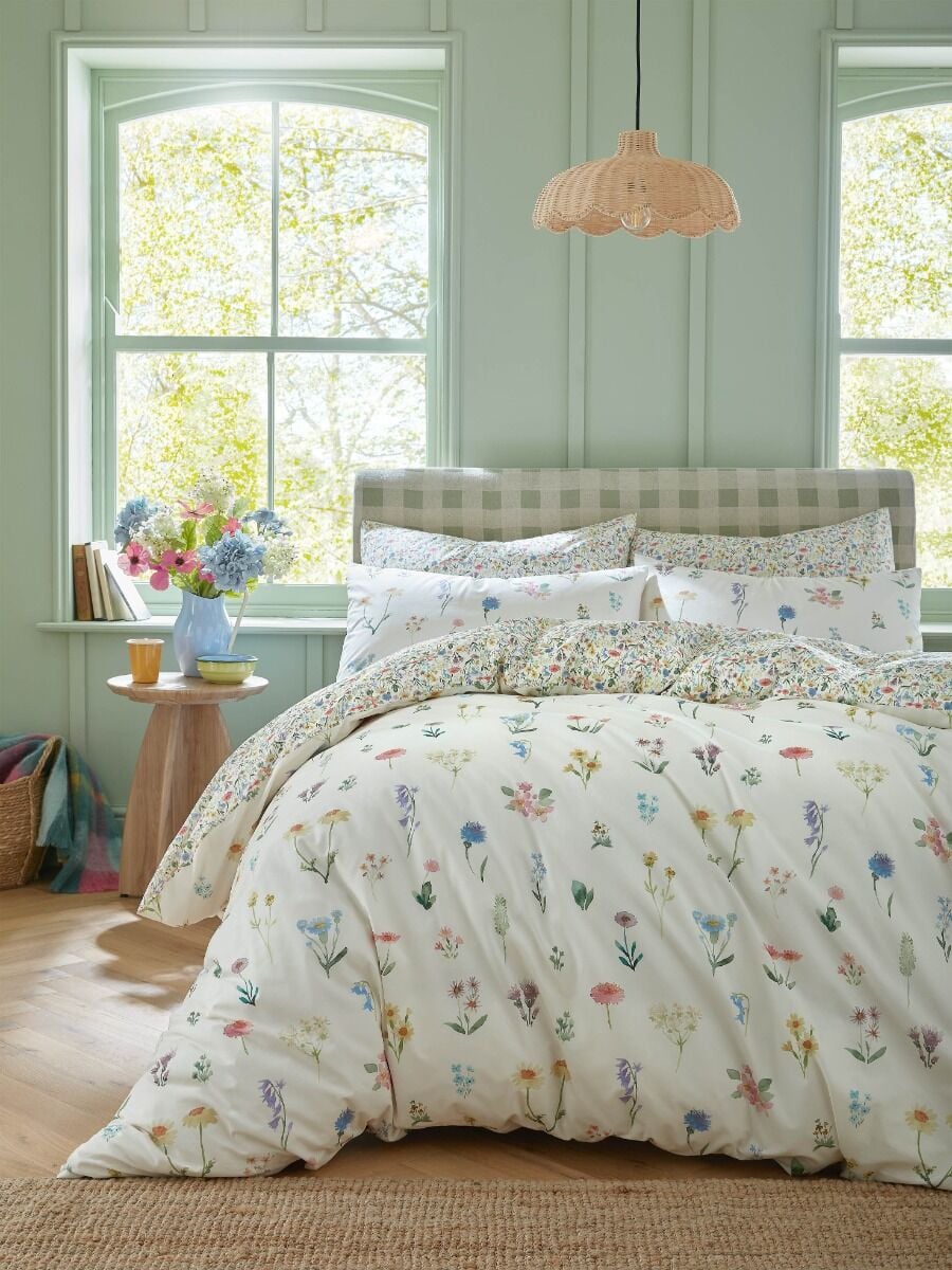 Bluebellgray Woodbridge Spring Bedding